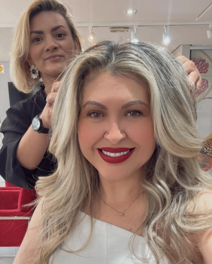 Coloração Profissional em Meireles | Salão em Fortaleza Coloração Profissional em Meireles | Salão em Fortaleza